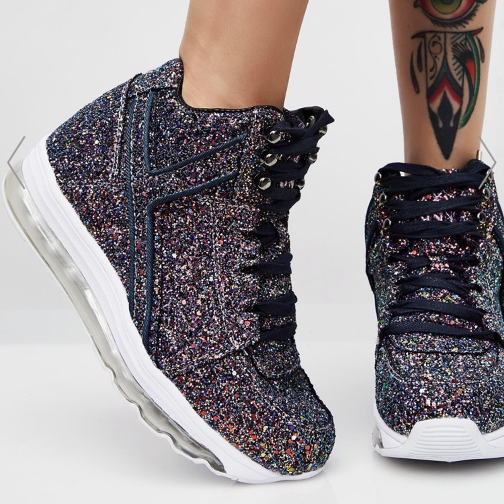 QOZMO AIIRE Glitter Sneaker